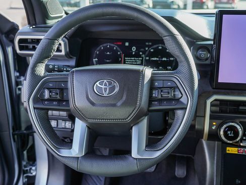 Certified 2025 Toyota Tacoma Limited image 34