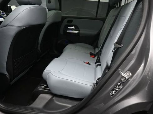 New 2026 Mercedes-Benz GLB 250 image 21