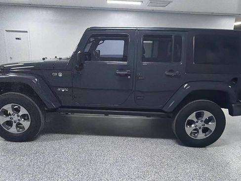 Used 2016 Jeep Wrangler Unlimited Sahara w/ Max Tow Package AWD/4WD image 6