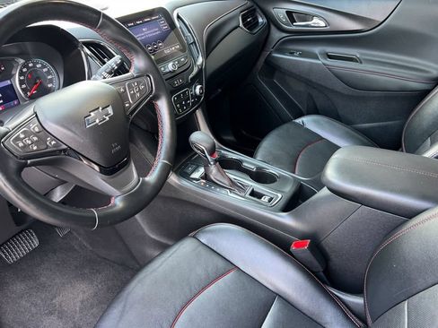 Used 2023 Chevrolet Equinox RS w/ RS Leather Package AWD/4WD image 13