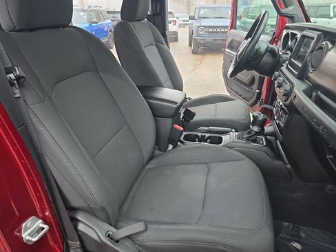 Used 2021 Jeep Wrangler Unlimited Sport image 10