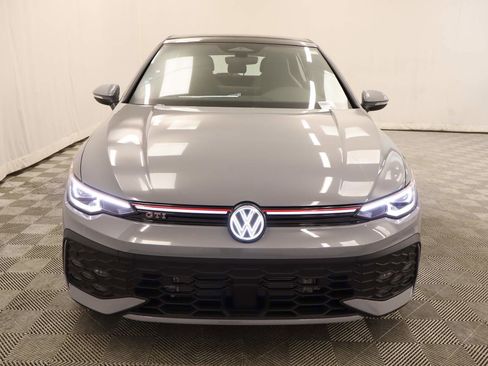 New 2026 Volkswagen GTI SE image 4