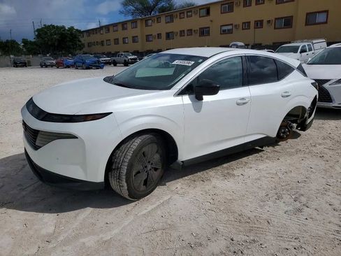 Used 2025 Nissan Murano SV image 2