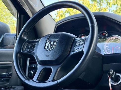 Used 2018 RAM 1500 Outdoorsman AWD/4WD image 19