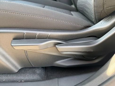 New 2026 Chevrolet Equinox LT w/ Safety and Technology Package FWD image 19