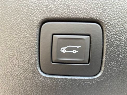 Used 2024 Buick Envista Preferred w/ Convenience I Package FWD image 27