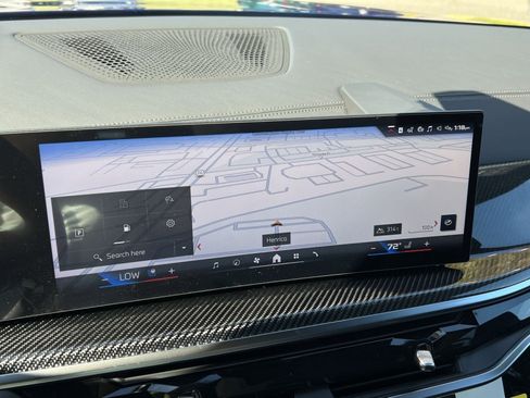 New 2026 BMW X7 M60i image 17