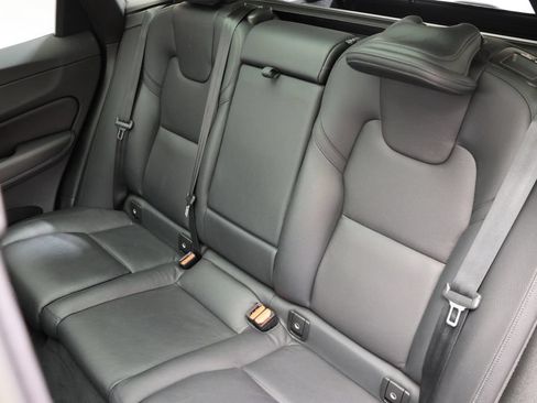 Used 2023 Volvo XC60 B5 Plus w/ Protection Package Premier AWD/4WD image 36