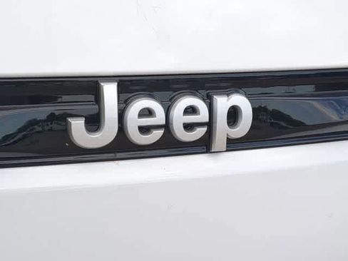 New 2026 Jeep Grand Cherokee Laredo X AWD/4WD image 12