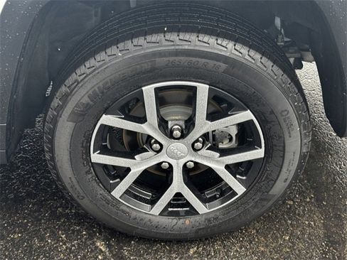 Certified 2024 Jeep Grand Cherokee Limited image 11