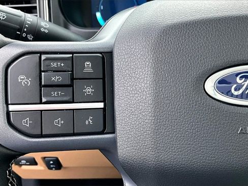 New 2025 Ford F250 Lariat w/ Lariat Ultimate Package image 19