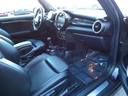 Used 2015 MINI Cooper S image 13