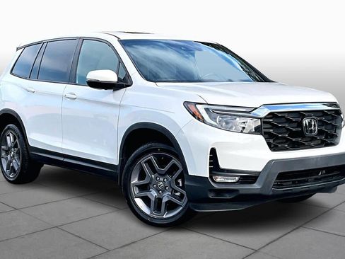 Used 2023 Honda Passport EX-L image 3