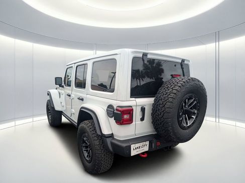New 2026 Jeep Wrangler Unlimited Rubicon w/ Xtreme 35 Tire Package AWD/4WD image 6