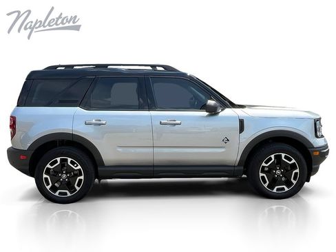 Used 2022 Ford Bronco Sport Outer Banks w/ Tech Package AWD/4WD image 7
