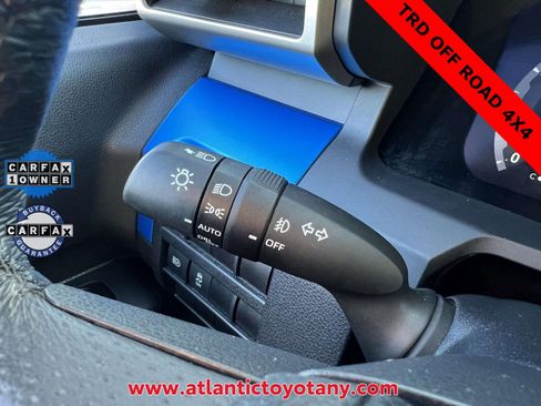 Used 2024 Toyota Tacoma TRD Off-Road image 29