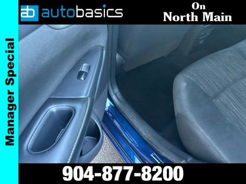 Used 2018 Nissan Sentra SV w/ Premium Package (P01) FWD image 28