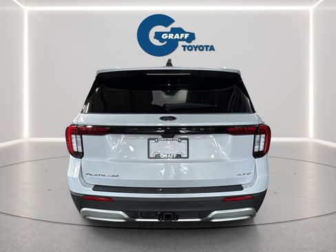 Used 2025 Ford Explorer Platinum w/ LUX Leather Package image 6