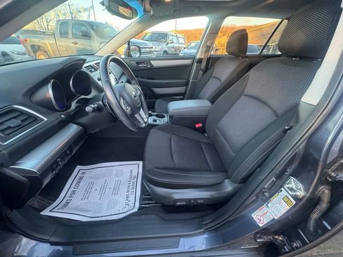 Used 2017 Subaru Outback 2.5i Premium image 30