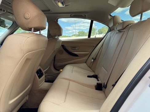 Used 2015 BMW 320i Sedan image 9