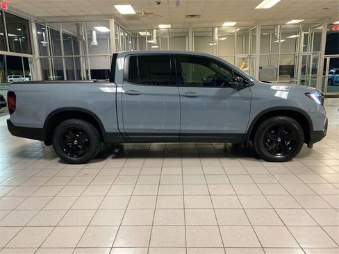 Used 2022 Honda Ridgeline Black Edition image 9