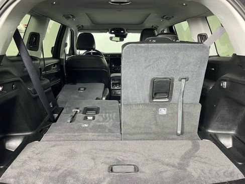 Used 2023 Jeep Grand Cherokee L Limited image 28