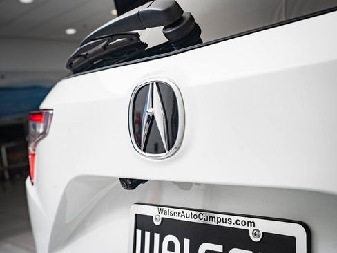 Certified 2025 Acura RDX SH-AWD w/ Advance Package image 17