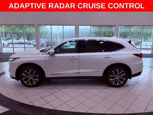 Used 2024 Acura MDX SH-AWD w/ Technology Package image 4