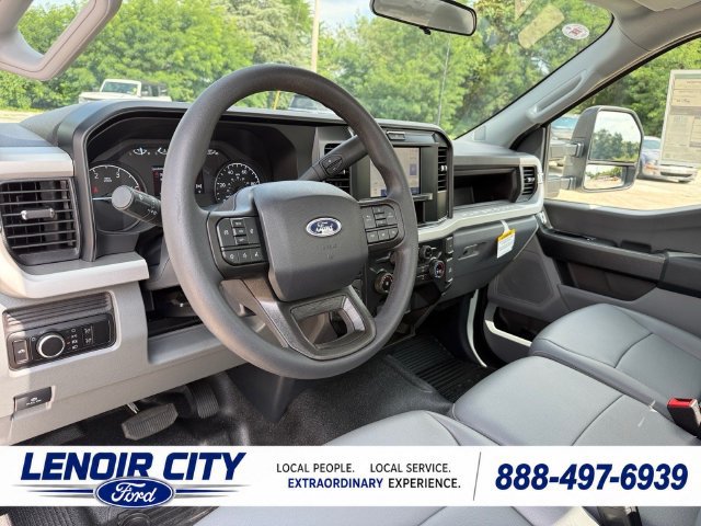New 2025 Ford F250 XL RWD image 14