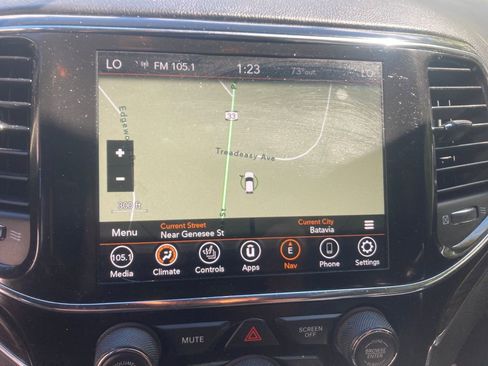 Used 2021 Jeep Grand Cherokee Overland image 23