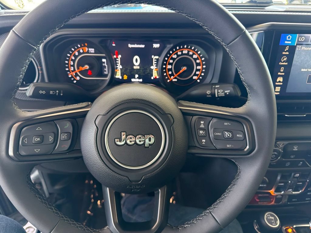 Used 2026 Jeep Gladiator Mojave AWD/4WD image 20