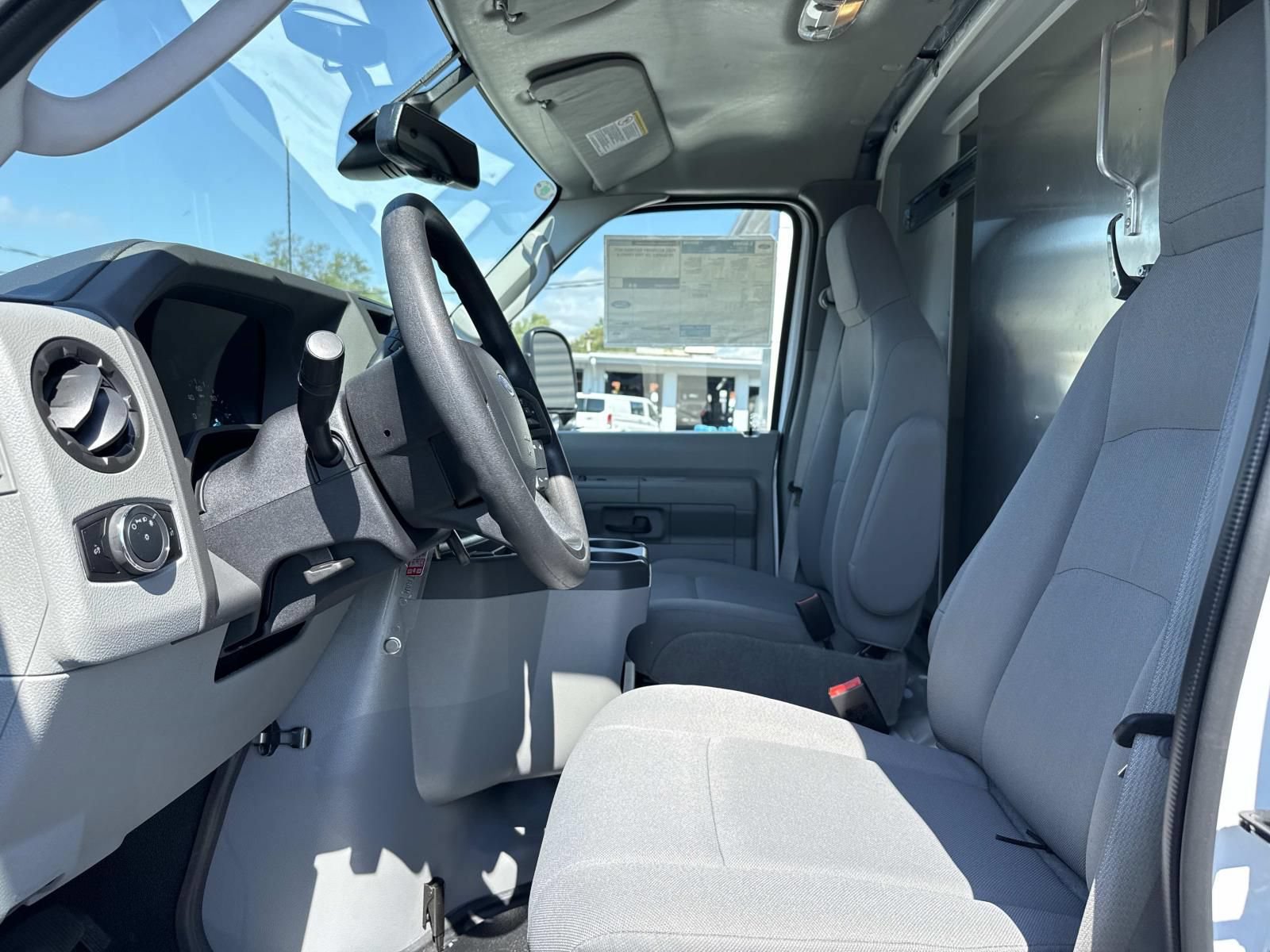 New 2027 Ford E-350 and Econoline 350 Super Duty w/ Power Equipment Group RWD image 10
