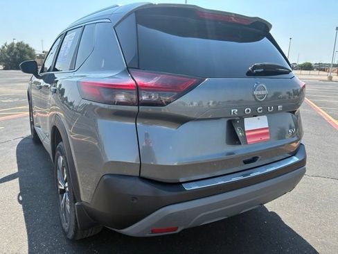 Certified 2023 Nissan Rogue SV w/ SV Premium B Package FWD image 4