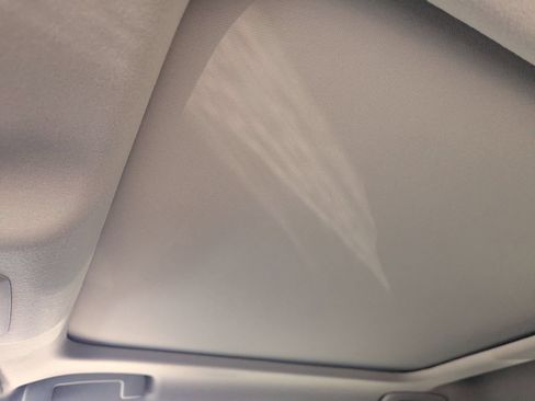 New 2026 Nissan Kicks SR w/ SR Premium Package FWD image 18