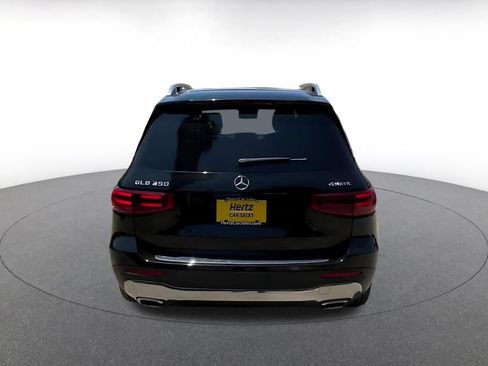 Used 2025 Mercedes-Benz GLB 250 4MATIC image 12
