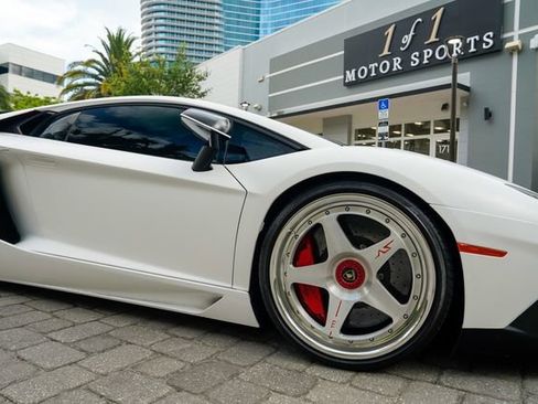 Used 2016 Lamborghini Aventador LP 750-4 Superveloce AWD/4WD image 36