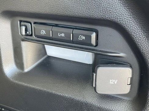 Used 2021 Ford Explorer Limited w/ Equipment Group 301A image 10