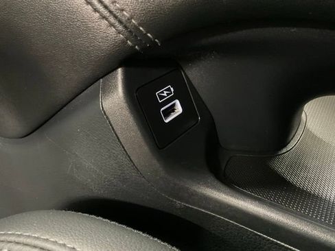 Certified 2023 Honda HR-V EX-L image 21