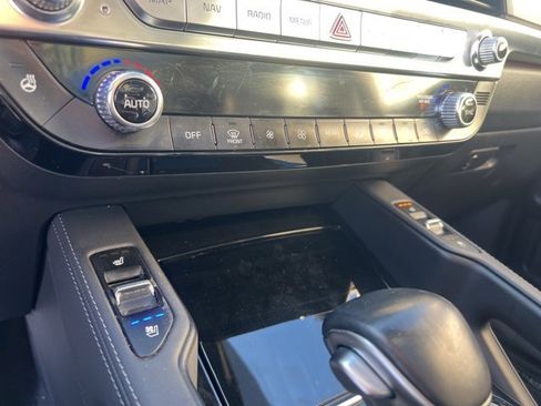 Used 2021 Kia Telluride SX w/ SX Prestige Package image 19