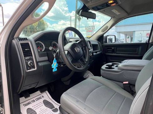 Used 2015 RAM 1500 Express AWD/4WD image 9