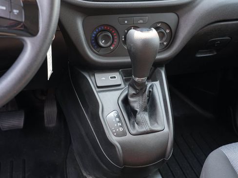 Used 2022 RAM ProMaster City Tradesman FWD image 23