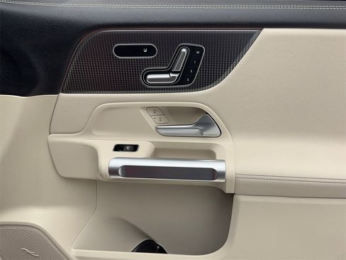 Used 2023 Mercedes-Benz EQB 350 4MATIC SUV w/ Exclusive Package image 48