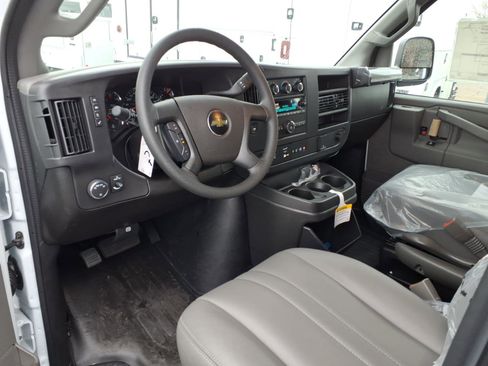 New 2025 Chevrolet Express 2500 w/ Driver Convenience Package image 12