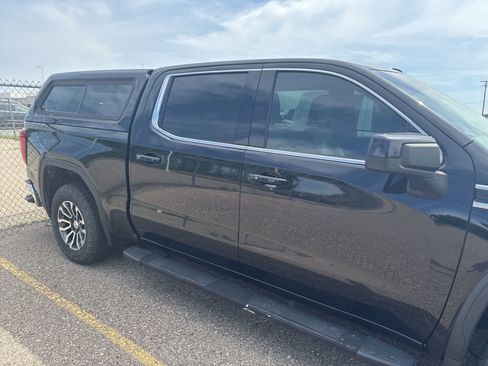 Used 2019 GMC Sierra 1500 SLE w/ SLE Value Package AWD/4WD image 27