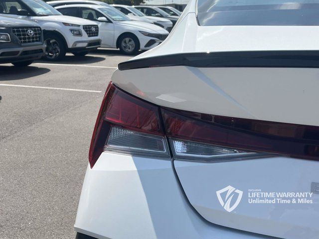 Certified 2025 Hyundai Elantra Sport FWD image 10