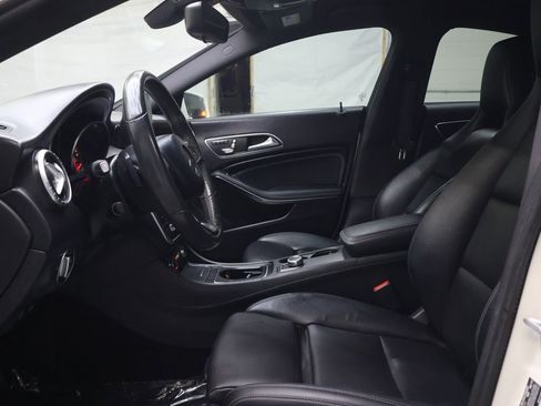 Used 2018 Mercedes-Benz CLA 250 image 17