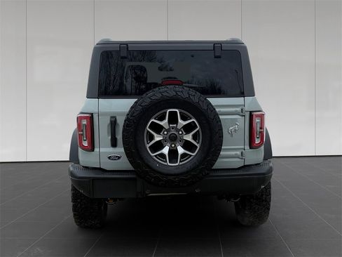 Used 2021 Ford Bronco Badlands image 4