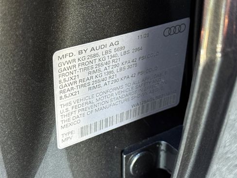 New 2025 Audi SQ5 Premium Plus image 24