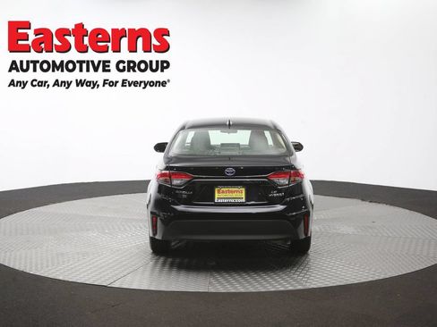 Used 2024 Toyota Corolla LE w/ LE Convenience Package FWD image 36