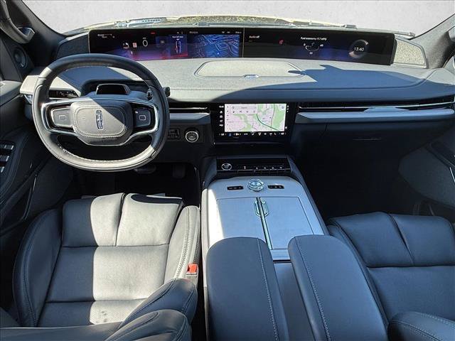 New 2027 Lincoln Navigator Reserve w/ Jet Appearance Package AWD/4WD image 15